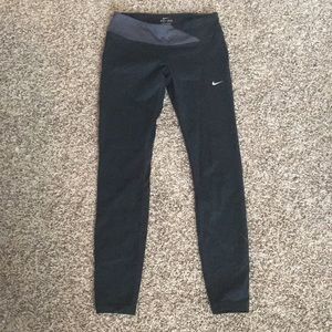 Black Nike running tights